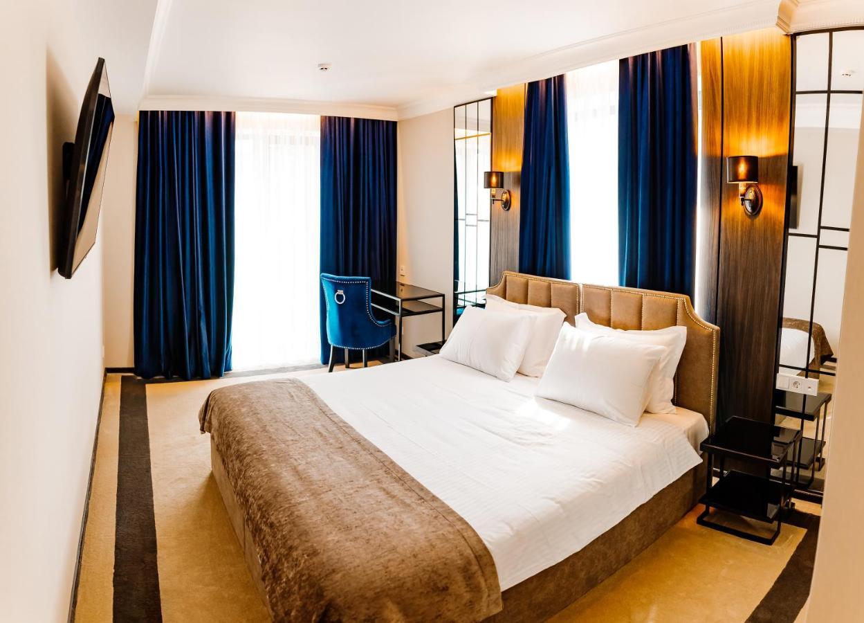 Hotel Lion's 4*
